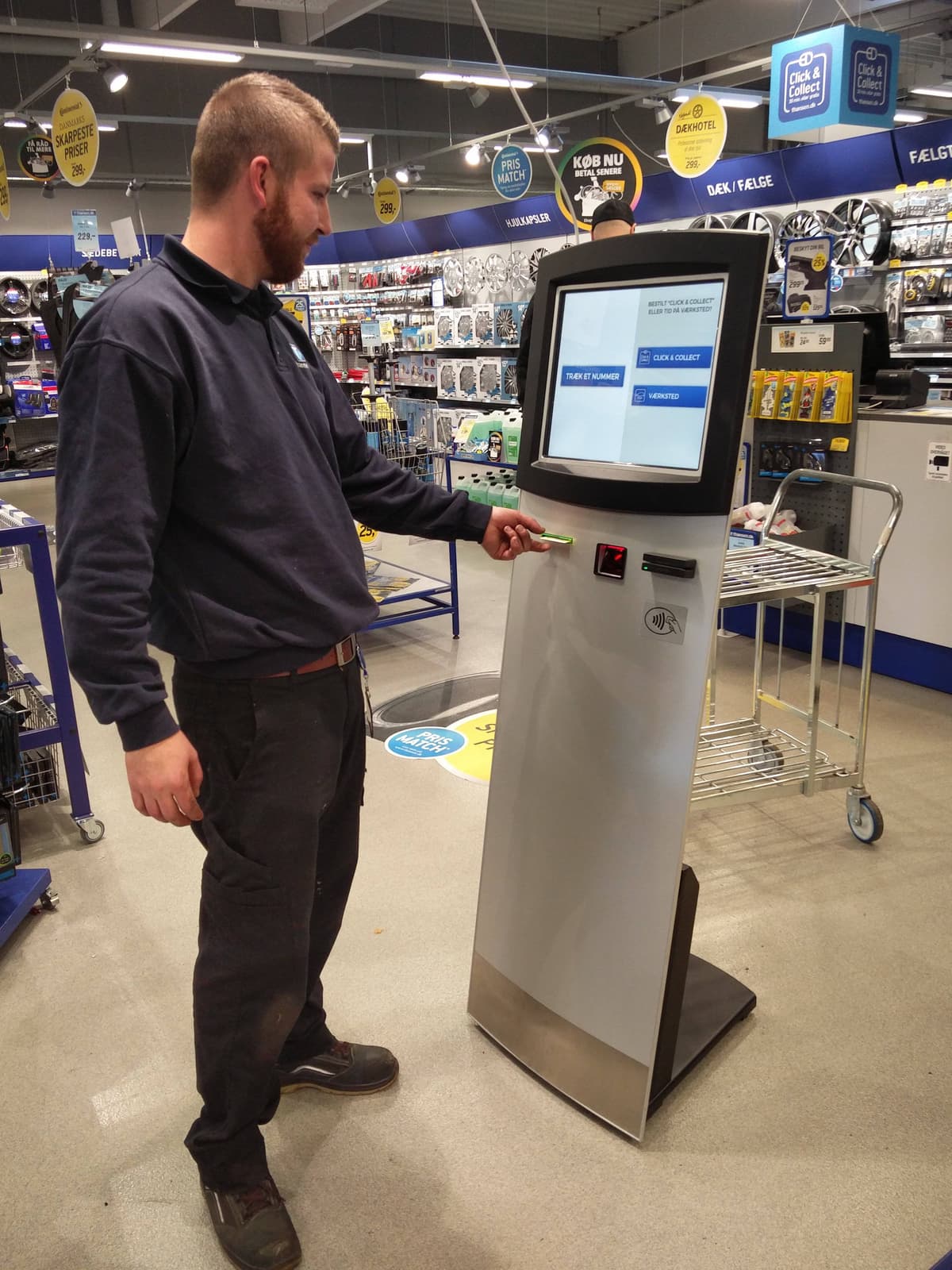 Solutions – digital kiosk in real environment